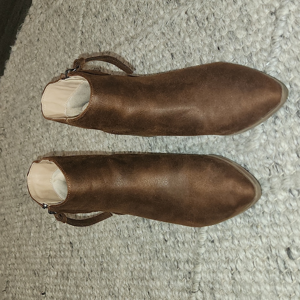 Comfort Foam booties